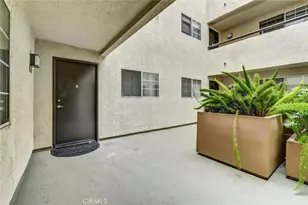 5500 Owensmouth Ave, Woodland Hills, CA 91367 - Photo 5
