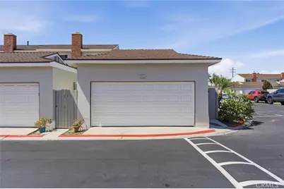 8141 Pennington Drive, Huntington Beach, CA 92646 - Photo 19