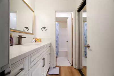 525 S Ardmore #338, Los Angeles, CA 90020 - Photo 9