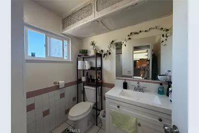 8952 Barcelona, Westminster, CA 92683 - Photo 13