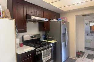 8952 Barcelona, Westminster, CA 92683 - Photo 11
