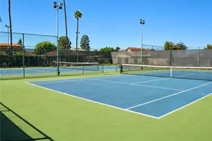 8952 Barcelona, Westminster, CA 92683 - Photo 7