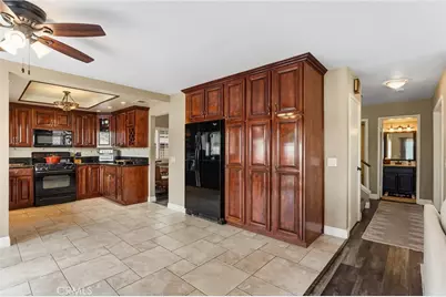 1064 Cinnamon Lane, Corona, CA 92882 - Photo 19
