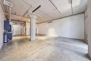 825 East 4th St, Los Angeles, CA 90013 - Photo 9