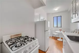 315 W 3rd, Long Beach, CA 90802 - Photo 19