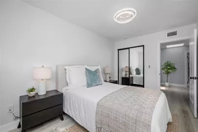 215 Knoxville Avenue, Huntington Beach, CA 92648 - Photo 43