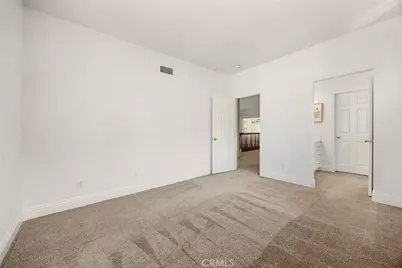 1049 S Summer Breeze, Anaheim Hills, CA 92808 - Photo 21
