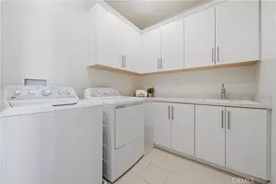 125 Mongoose, Irvine, CA 92618 - Photo 29