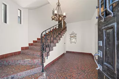 2625 E Ocean Boulevard, Long Beach, CA 90803 - Photo 3