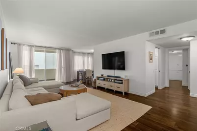 4637 Willis #208, Sherman Oaks, CA 91403 - Photo 5