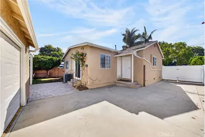 12301 Rives Avenue, Downey, CA 90242 - Photo 27
