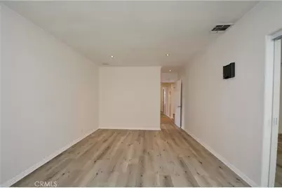 12301 Rives Avenue, Downey, CA 90242 - Photo 9