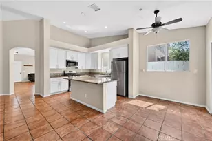 17305 Redmaple St, Fontana, CA 92337 - Photo 13