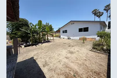 10831 Cedar, Stanton, CA 90680 - Photo 9