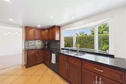 5089 Saratoga Avenue, Cypress, CA 90630 - Photo 13