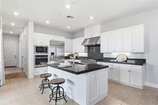 182 Scale, Irvine, CA 92618 - Photo 15