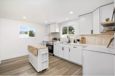 2422 W Pomona Street, Santa Ana, CA 92704 - Photo 17
