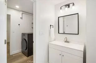 2422 W Pomona St, Santa Ana, CA 92704 - Photo 25