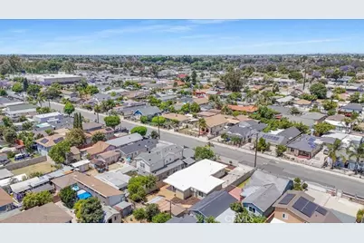 2422 W Pomona Street, Santa Ana, CA 92704 - Photo 51