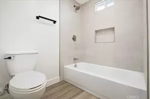 2422 W Pomona St, Santa Ana, CA 92704 - Photo 33
