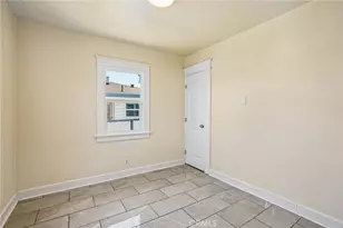 924 Frigate Ave, Wilmington, CA 90744 - Photo 15