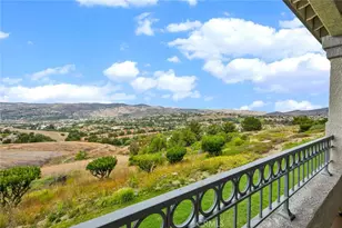 7833 E Viewrim, Anaheim Hills, CA 92808 - Photo 9