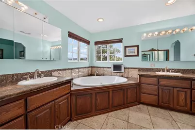 6263 E Northfield, Anaheim, CA 92807 - Photo 29