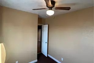 207 W 85th Pl, Los Angeles, CA 90003 - Photo 21