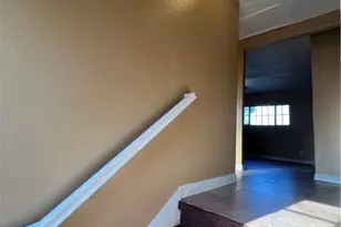 207 W 85th Pl, Los Angeles, CA 90003 - Photo 7