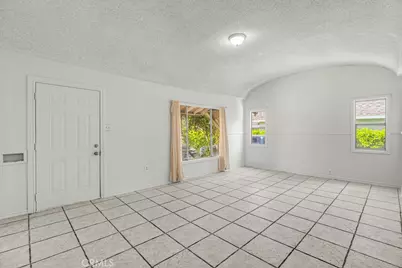 2438 E 114th, Los Angeles, CA 90059 - Photo 5