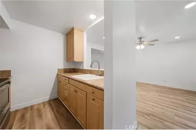 181 Streamwood, Irvine, CA 92620 - Photo 7