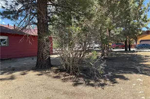 936 Pinon Ln, Big Bear City, CA 92314 - Photo 23