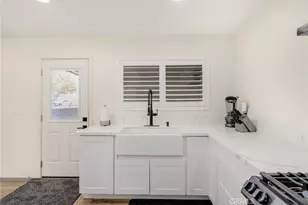 15419 Midcrest Dr, Whittier, CA 90604 - Photo 9