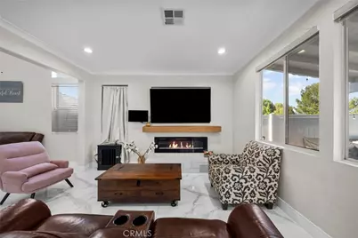 26508 Isabella, Canyon Country, CA 91351 - Photo 7