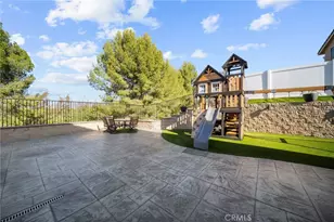26508 Isabella, Canyon Country, CA 91351 - Photo 29
