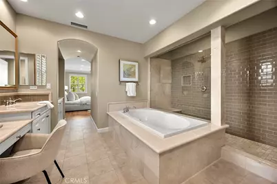 31920 Paseo Navarra, San Juan Capistrano, CA 92675 - Photo 17