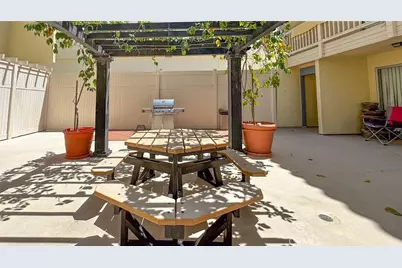 1707 Pacific Coast #507, Hermosa Beach, CA 90254 - Photo 25