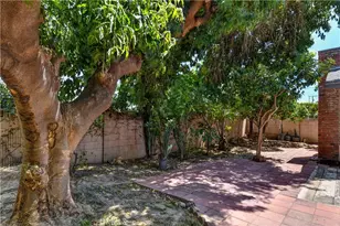 752 Agajanian, Montebello, CA 90640 - Photo 33