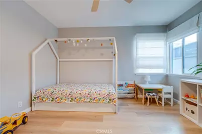 2719 Nipomo Avenue, Long Beach, CA 90815 - Photo 21