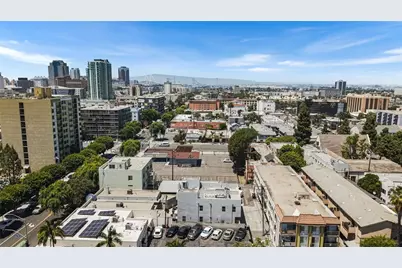 637 E 4th #B, Long Beach, CA 90802 - Photo 49
