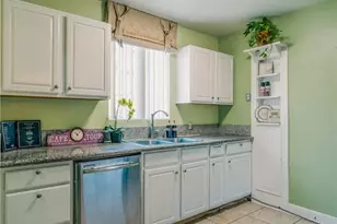 7122 /7124 De Longpre, Los Angeles, CA 90046 - Photo 31
