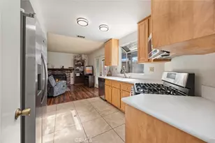 13725 Gemini St, Victorville, CA 92392 - Photo 11