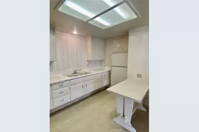 1603 Merion Way, M2-42L, Seal Beach, CA 90740 - Photo 19