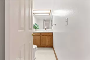 2601 E 19th Street, Signal Hill, CA 90755 - Photo 19