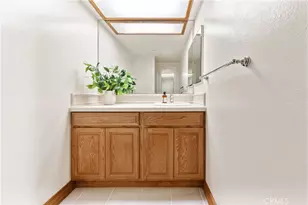2601 E 19th Street, Signal Hill, CA 90755 - Photo 17