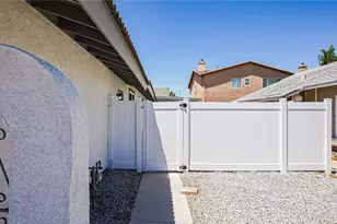 12192 Pluto, Victorville, CA 92392 - Photo 3