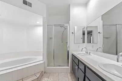 2604 E 20th #205E, Signal Hill, CA 90755 - Photo 15