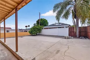 1899 Gladys Ave, Signal Hill, CA 90755 - Photo 33