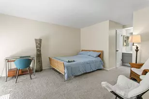 21372 Brookhurst, Huntington Beach, CA 92646 - Photo 11