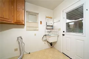 20934 Hawaiian, Lakewood, CA 90715 - Photo 9